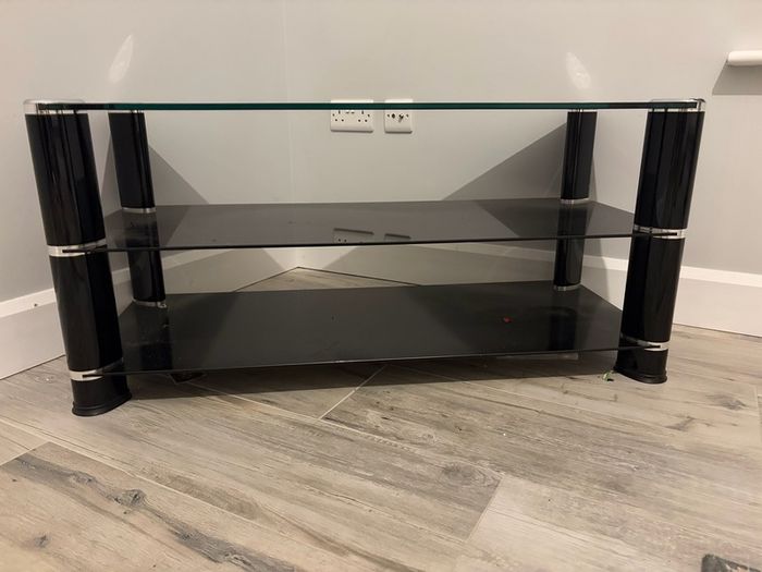 Glass tv unit