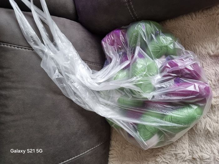 Merin worsted wool yarn - green and purple job lot