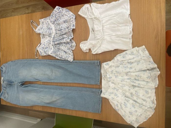 Hollister brand new/barely worn clothes