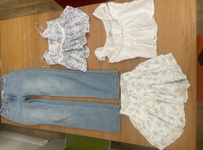 Hollister brand new/barely worn clothes