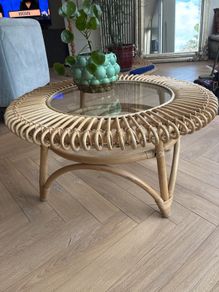 Rattan table