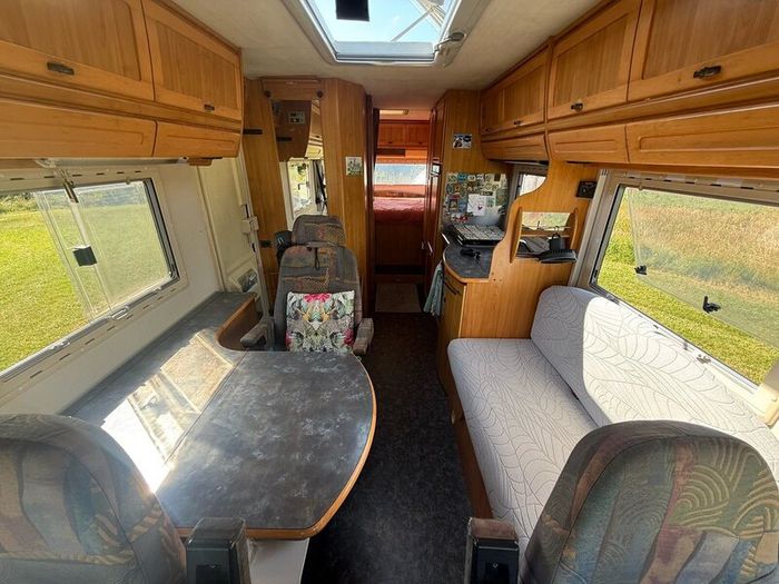 Mercedes Hymer S700 - BARGAIN !!CVRT Until  Nov 27