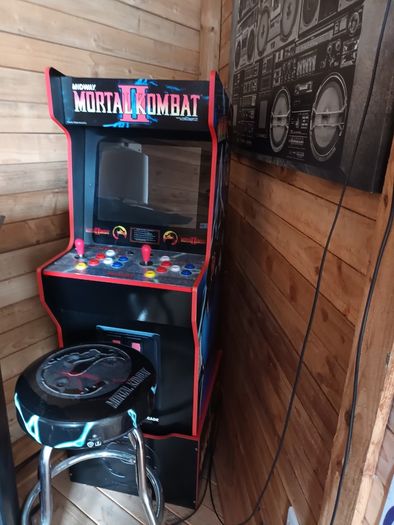 Arcade Machine -  Mortal Kombat II Deluxe Authentic