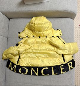 Moncler boys jacket 4/5yrs