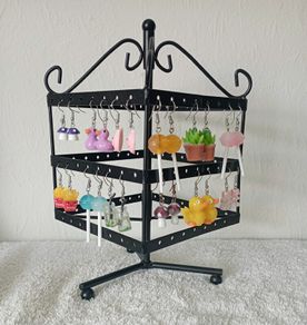 Earring stand plus earrings A