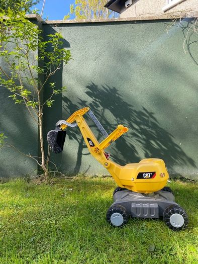kids garden toy digger