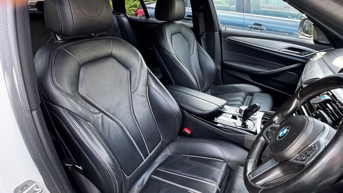 BMW 525 M Sport G31 automatic estate