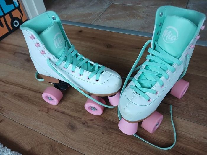 Roller skates