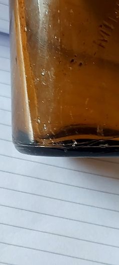 O Connor's kanturk 1/2 pint vintage bottle,,bottle seems to have a defect,around bottom of bottle, holds water no leeks,see pictures,sold as is ,lovely display advertising bottle, collectors items, buyer collects or pays postage thank you,
