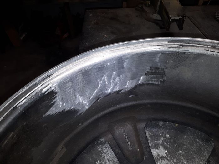 Welder available for Aluminium Welding,Alu wheels repair,E Scooter Aluminium Welding repairs,Cast Iron welding