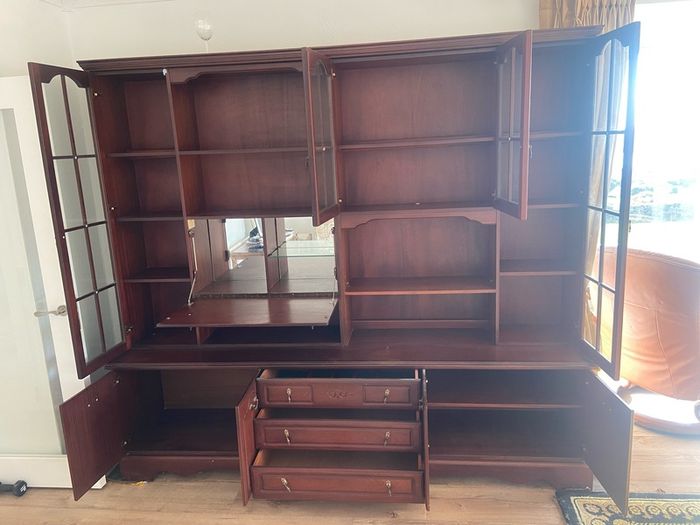 Free Cabinet - Collection Only