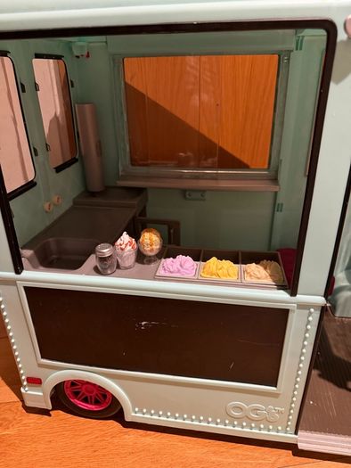 Ice cream van