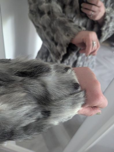 Mid real fur silver coat