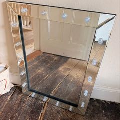 Hollywood LED Mirror