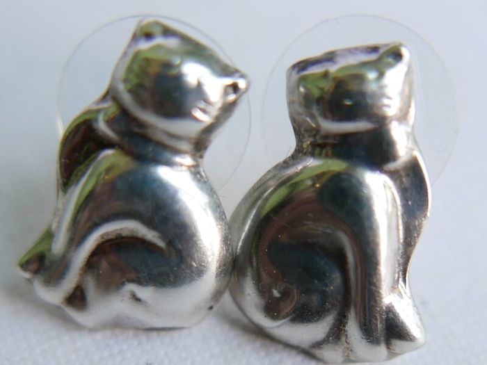 Vintage Sterling Silver 925  Earrings 2,13g
