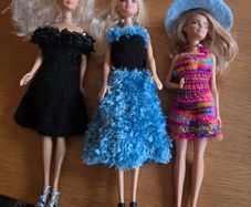 Barbie doll handemade dress and necklace