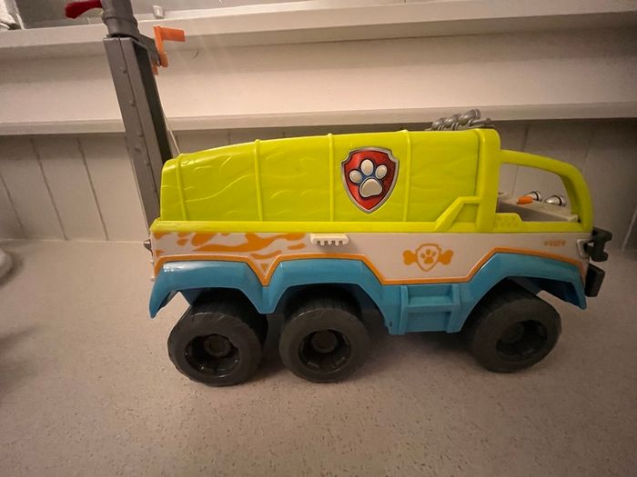 Paw Patrol Jungle Terrain Rescue Vehicle with 3 Figures