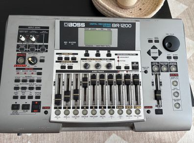 Boss BR-1200CD Digital Multitrack Recorder