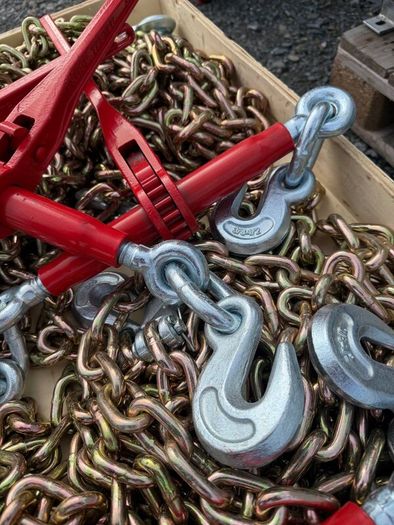 Chain and Tighteners