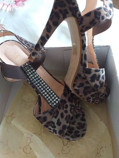 Marian Sandals Uk3/36