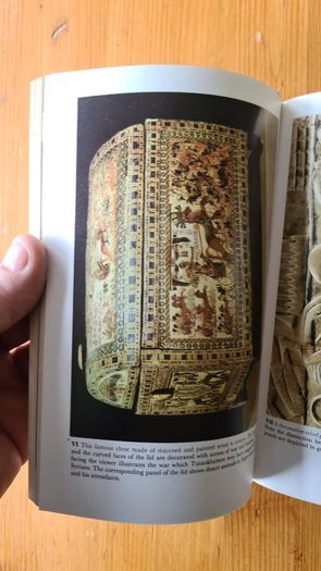 Tutankhamen. Penguin Book. VINTAGE FIRST EDITION 1965. Paperback In Good Condition.