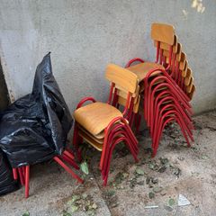 School chairs