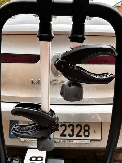 THULE VeloCompact 925 2-bicycle bike carrier