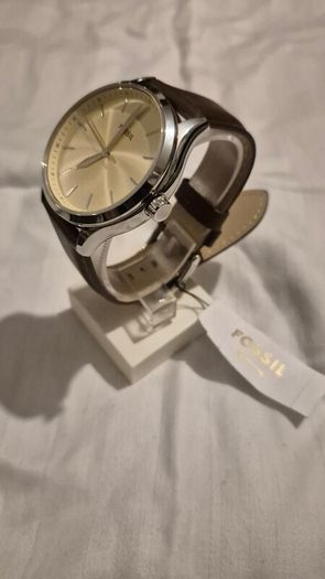fossil watch