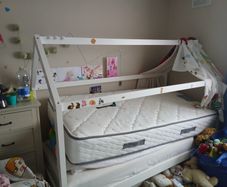 Kids bed