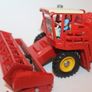 Britains - Farm - Massey Ferguson Combine Harvester 760 Image 6