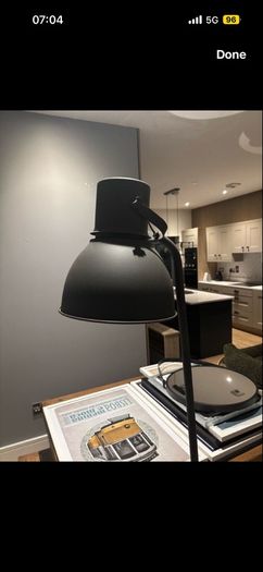 floor lamp
