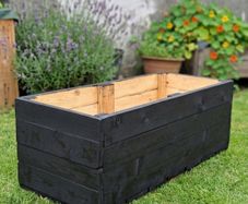 Heavy-Duty Garden Planter Box