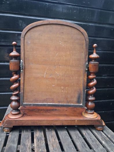 Victorian mahogany dressing table swing mirror