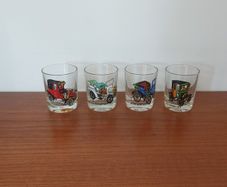 Cool Set of Four Vintage Retro Mid-Century Tourist-Ware Souvenir Shot Glasses with Classic Car Designs, Vintage Barware