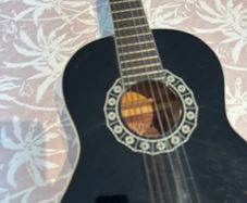 Valencia children's guitar