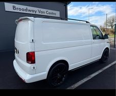 W Transporter T6.1 Rear SpoilerPainted B4B4 White (New)
