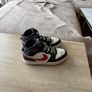 Boys Nike trainers UK size 1 Image 3