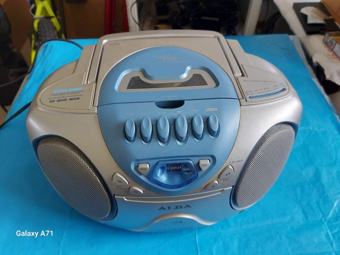 ALBA Portable CD RADIO CASSETTE Player, everything works fine, Radio, CD & Tape