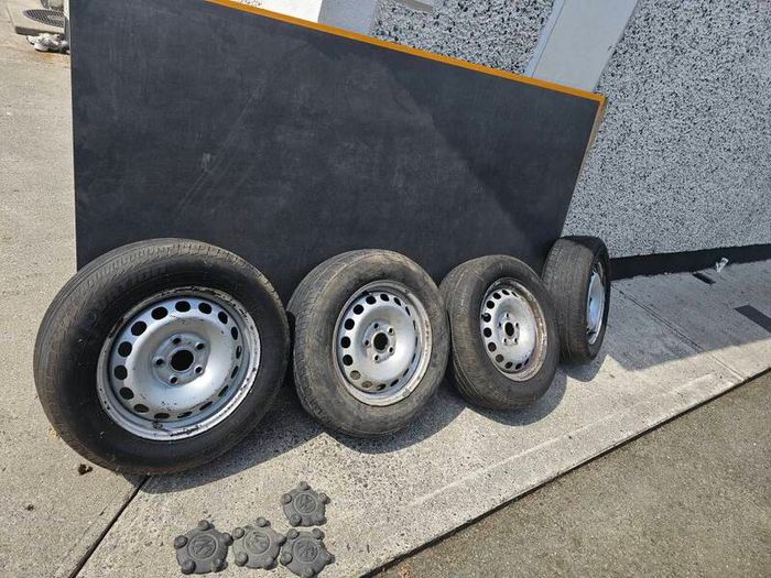 4 steel wheels