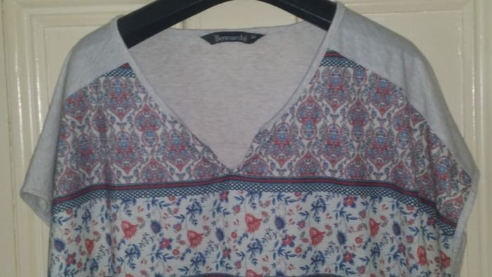 Bonmarche top size UK20 EU48 Postage included