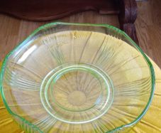 1930 Art deco Uranium Bowl