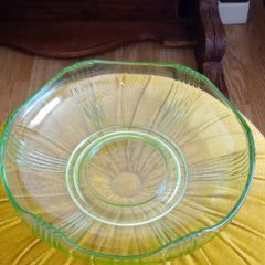 1930 Art deco Uranium Bowl