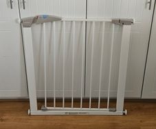 Baby stair gate