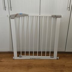 Baby stair gate