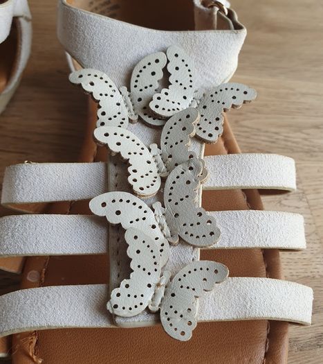 New Beautiful H&M Suede & Leather Butterfly Sandals UK 10