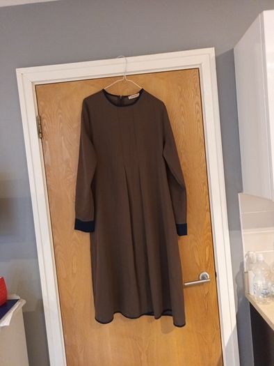 Zernisan  Dress.  S. 16.  New No Tag.
