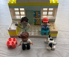 Lego Duplo doctor's clinic