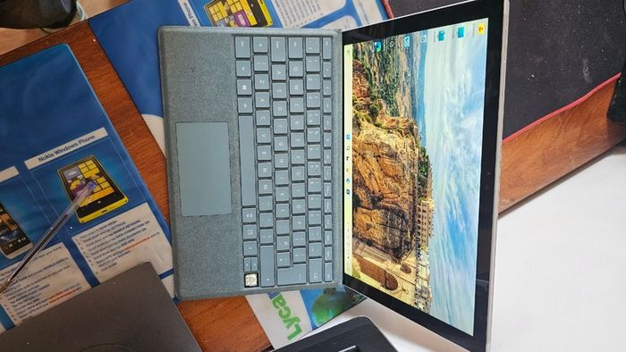 Microsoft Surface Pro 4