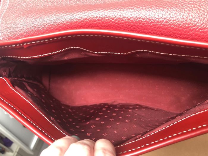 Louis Vuitton Suhali L'Essentiel PM bag