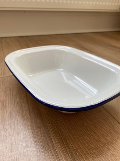 Enamel Baking Dish